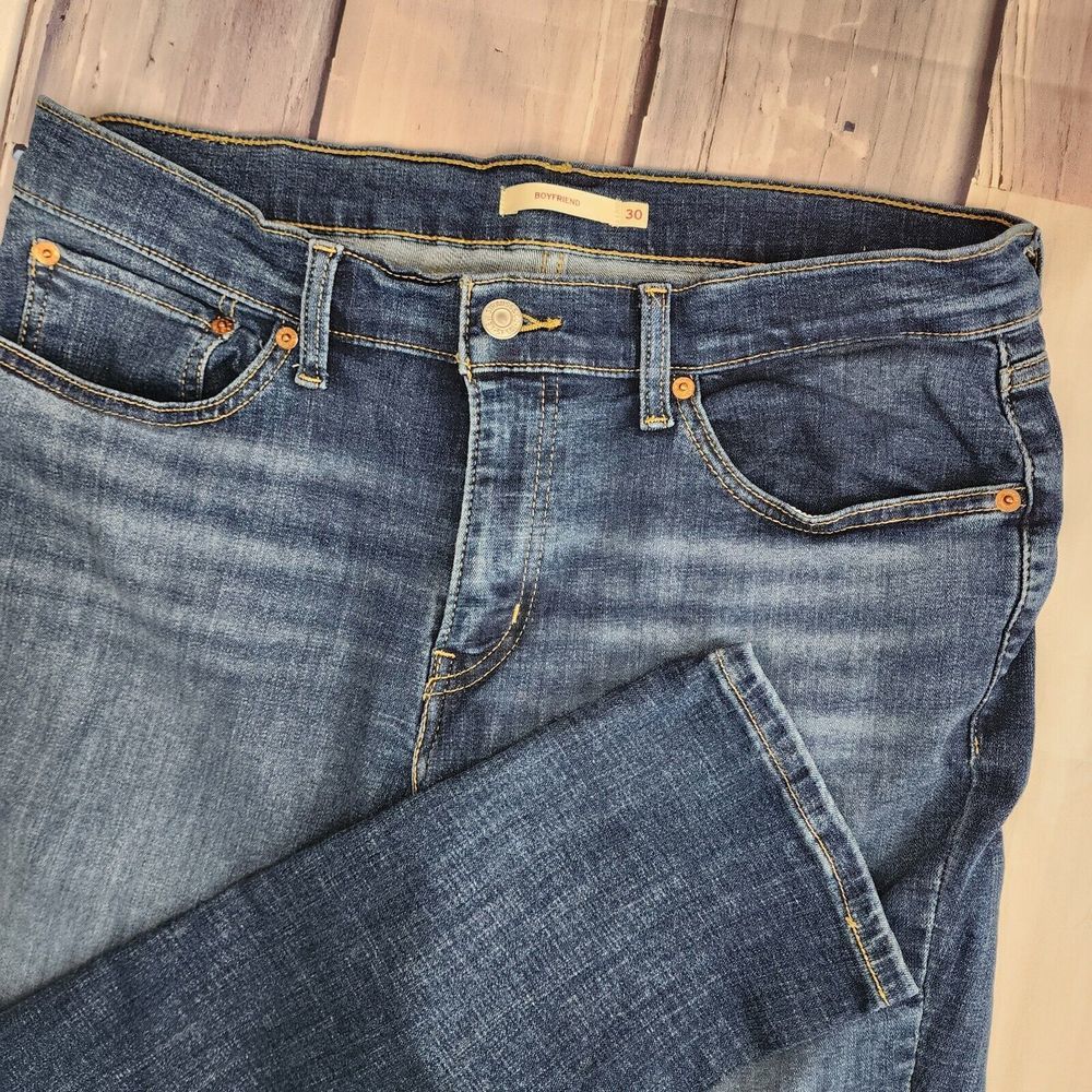Levi's Boyfriend‎ Women's 30 Blue Denim Jeans Logo Patch Stretch 33x26.5 Actual